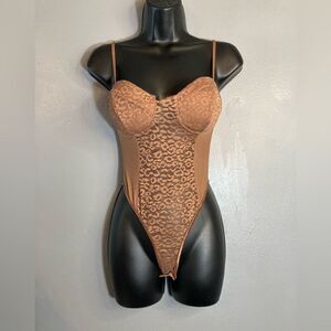 Bozzolo brown lace mesh bodysuit